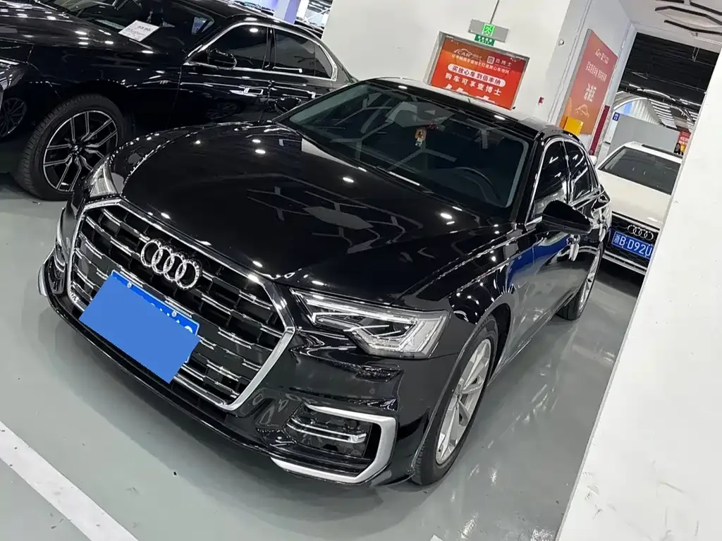Audi A6L 2023 из CN, фото 1