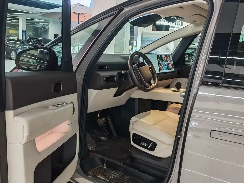Li Auto MEGA 2024 из CN, фото 4