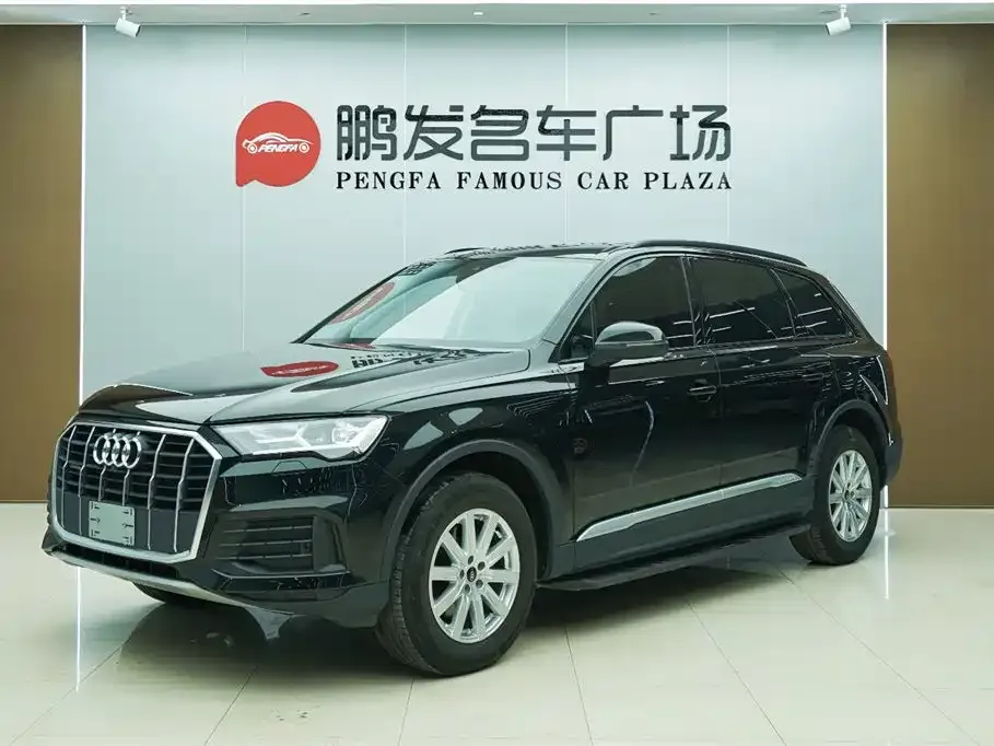 Audi Q7 2023 из CN, фото 1