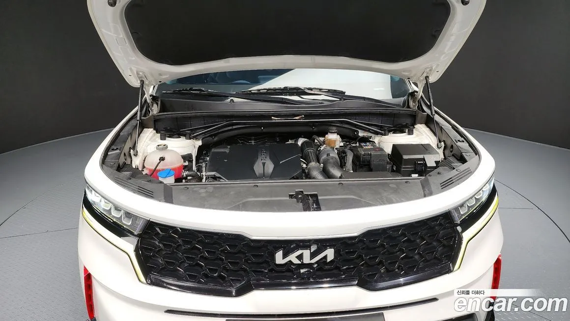 Kia Sorento — фото 6