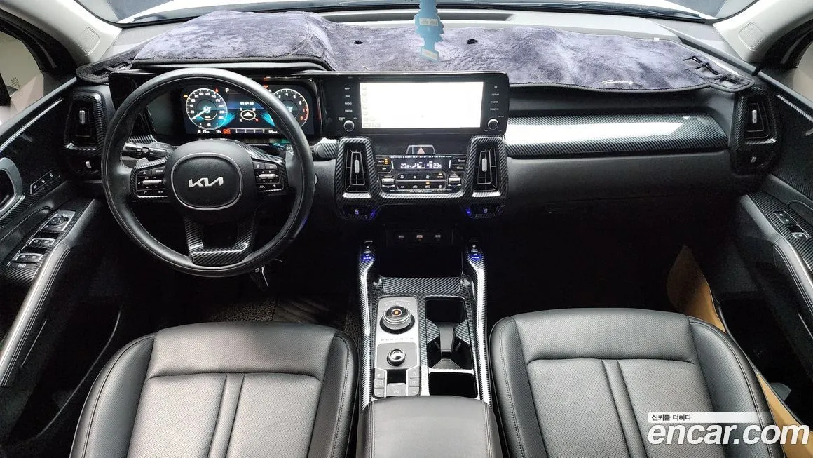 Kia Sorento — фото 7