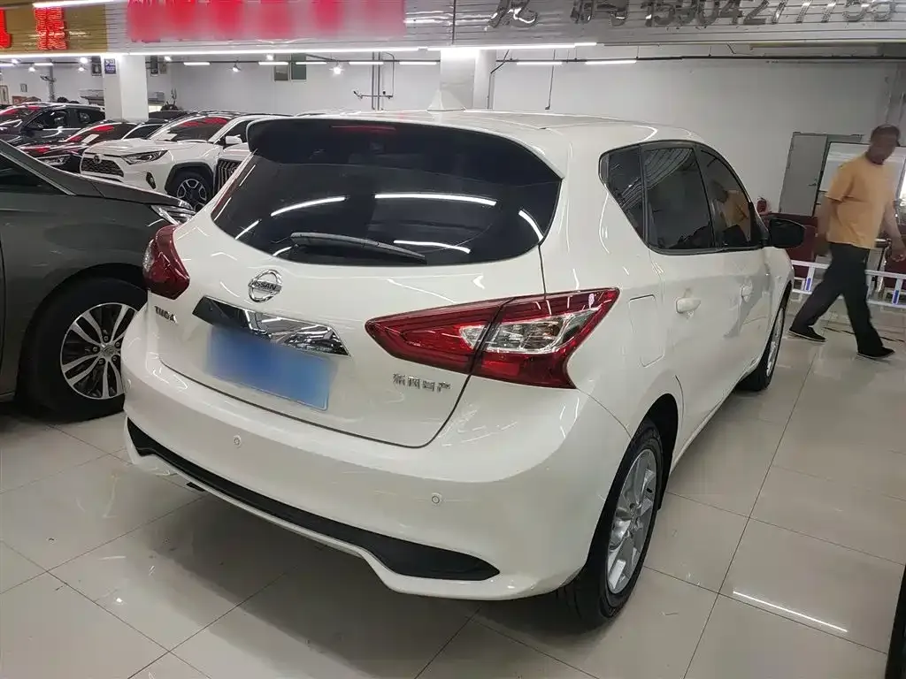 Nissan Tiida 2024 из CN, фото 7
