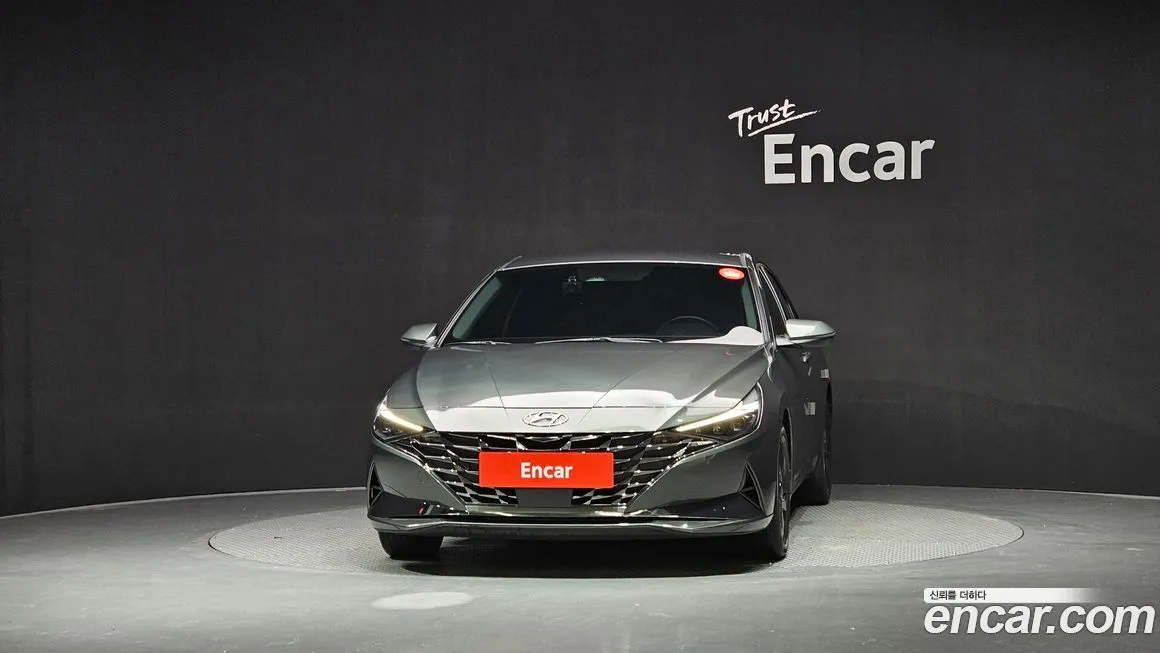 Hyundai AVANTE — фото 3