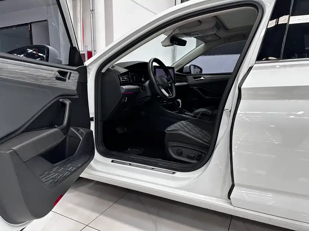 Volkswagen Sagitar 2022 из CN, фото 8