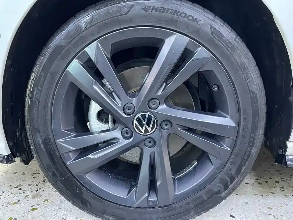 Volkswagen Golf 2022 из CN, фото 4