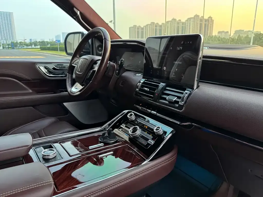 Lincoln Navigator 2021 из CN, фото 6