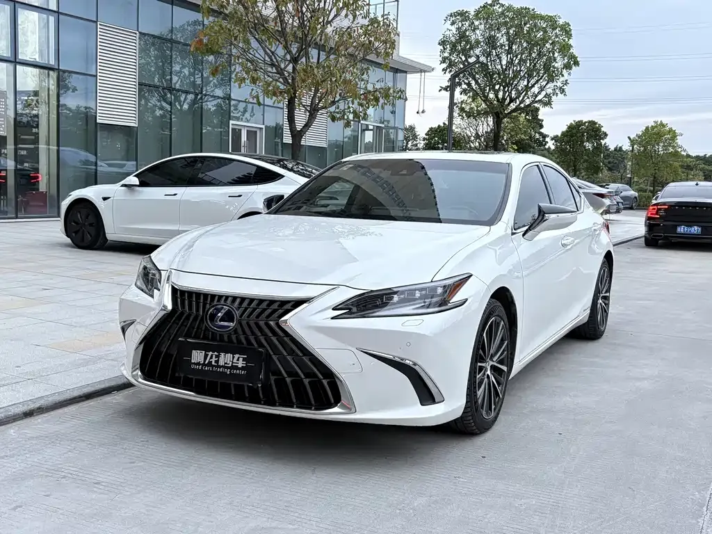 Lexus ES 2021 из CN, фото 1