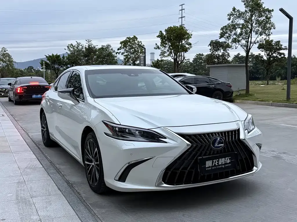 Lexus ES 2021 из CN, фото 3