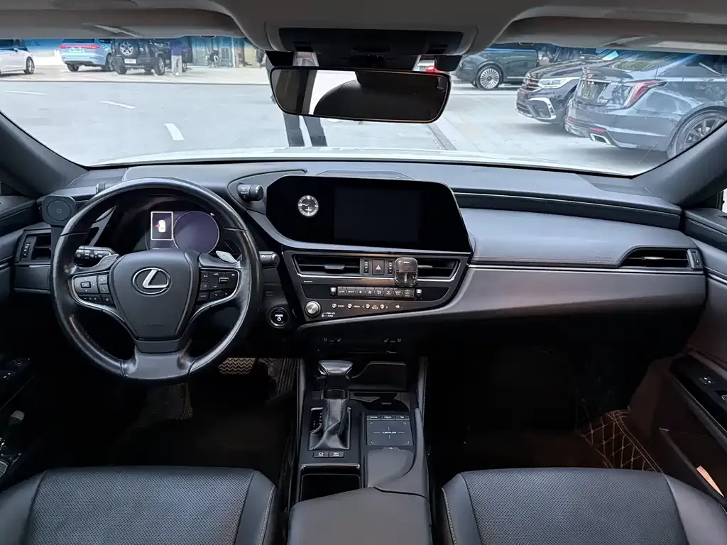 Lexus ES 2021 из CN, фото 6