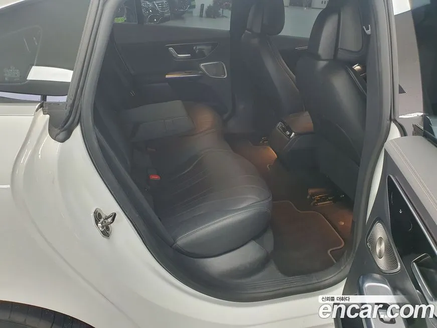 Mercedes-Benz EQE 2023 из KR, фото 10