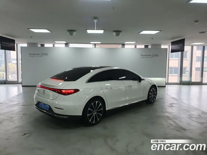 Mercedes-Benz EQE 2023 из KR, фото 2