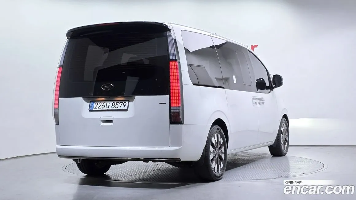 Hyundai Staria 2024 из KR, фото 2