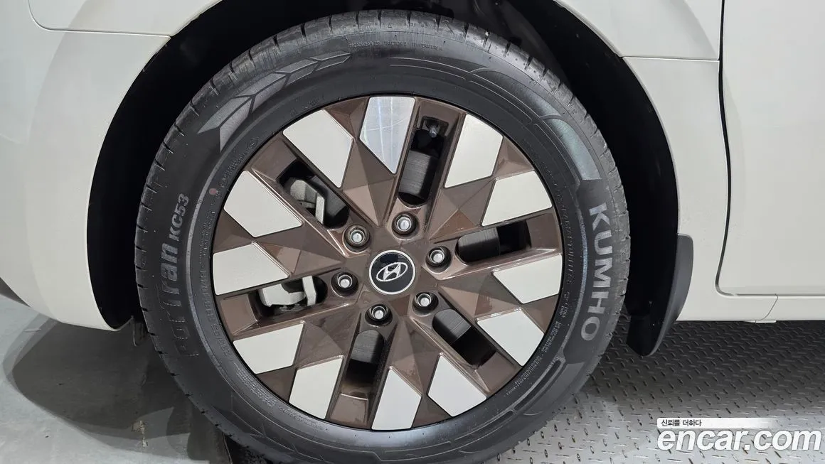 Hyundai Staria 2024 из KR, фото 5
