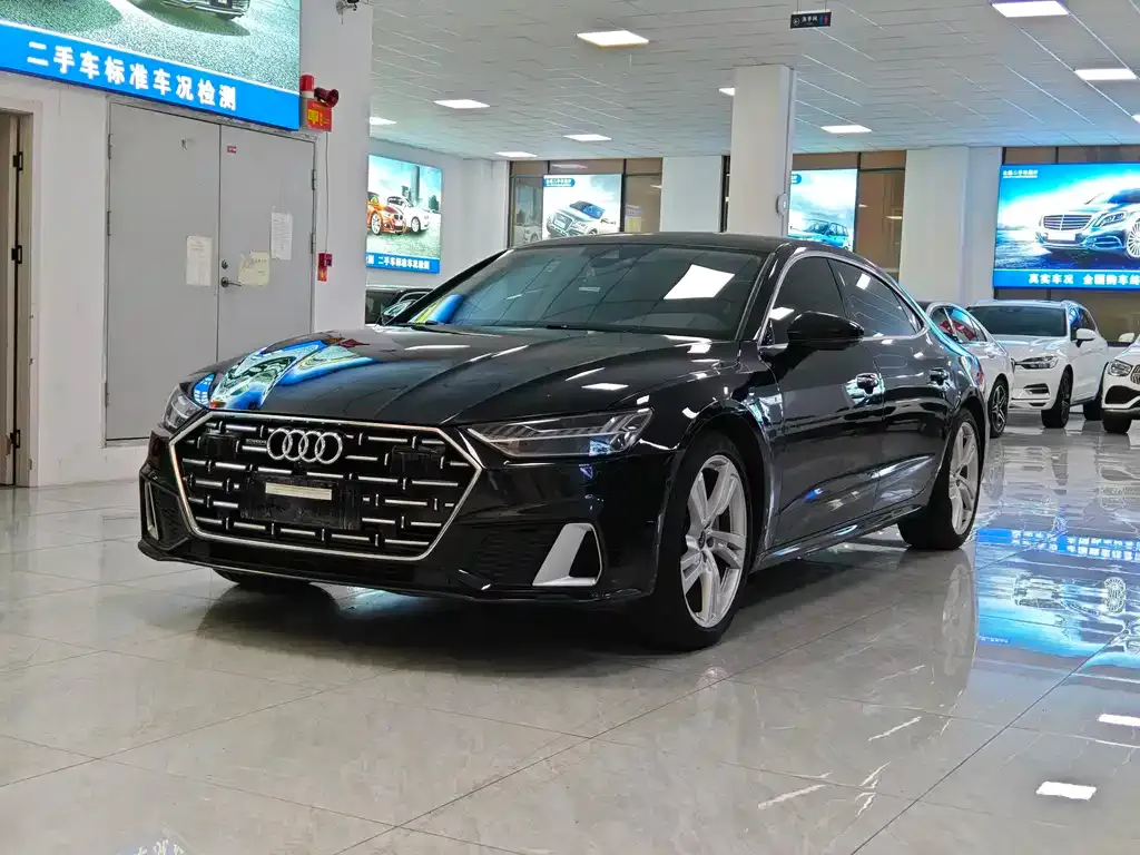 Audi A7L 2024 из CN, фото 1