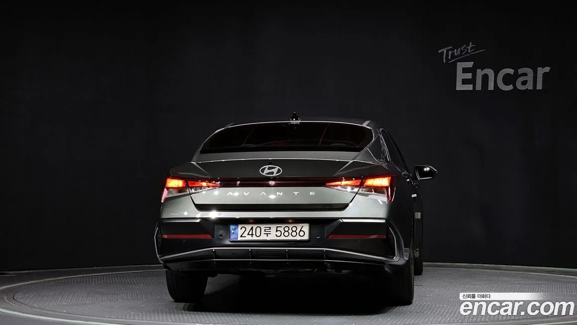 Hyundai AVANTE — фото 4