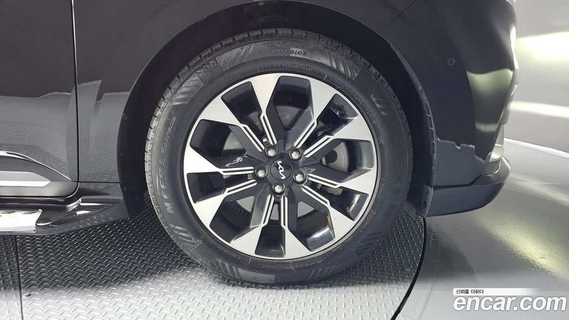 Kia Carnival 2023 из KR, фото 5