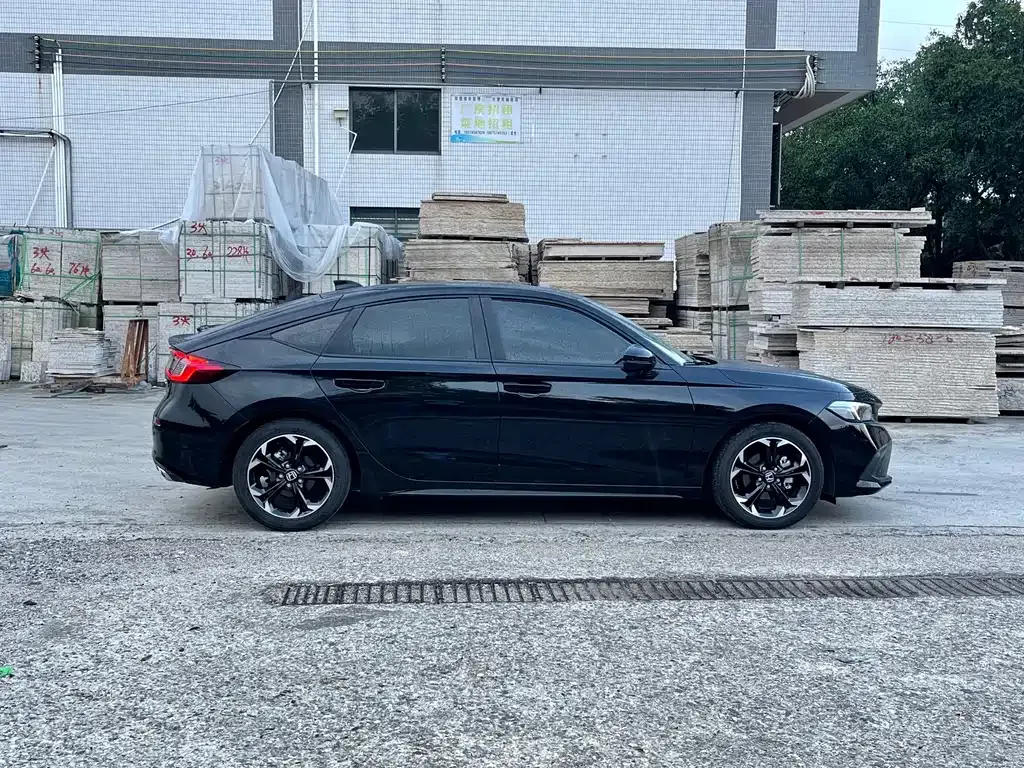 Honda Civic 2024 из CN, фото 4