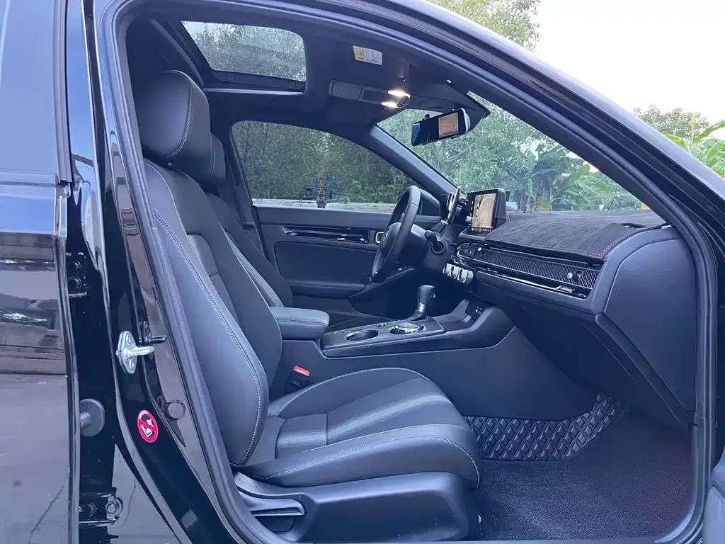 Honda Civic 2024 из CN, фото 8