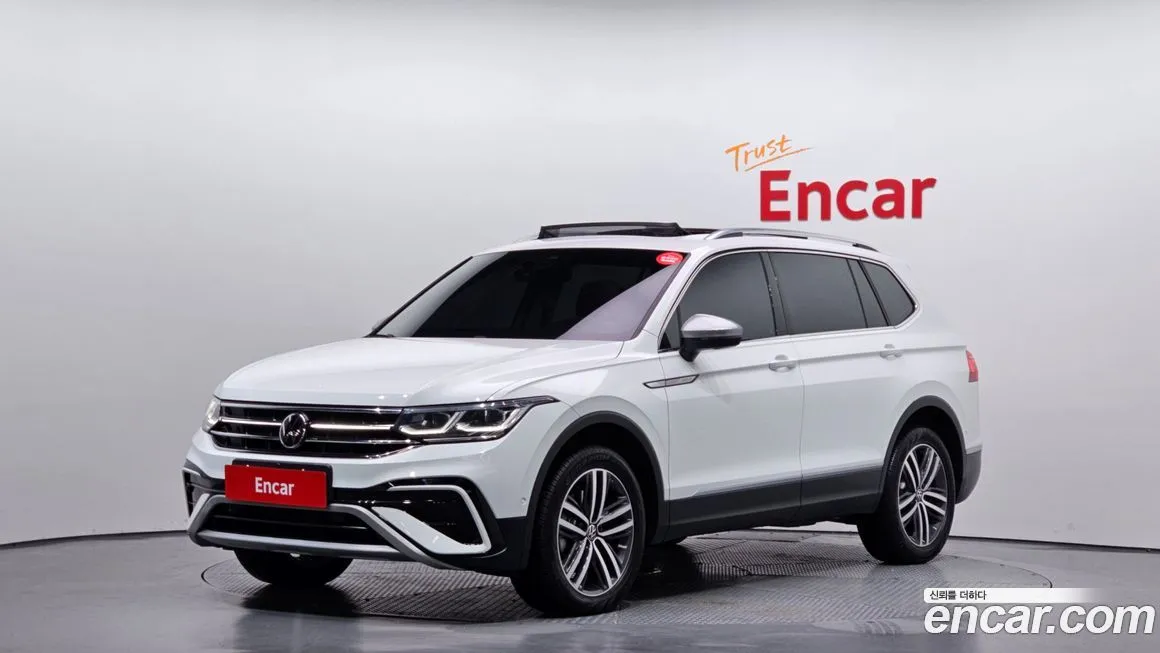 Volkswagen Tiguan — фото 1