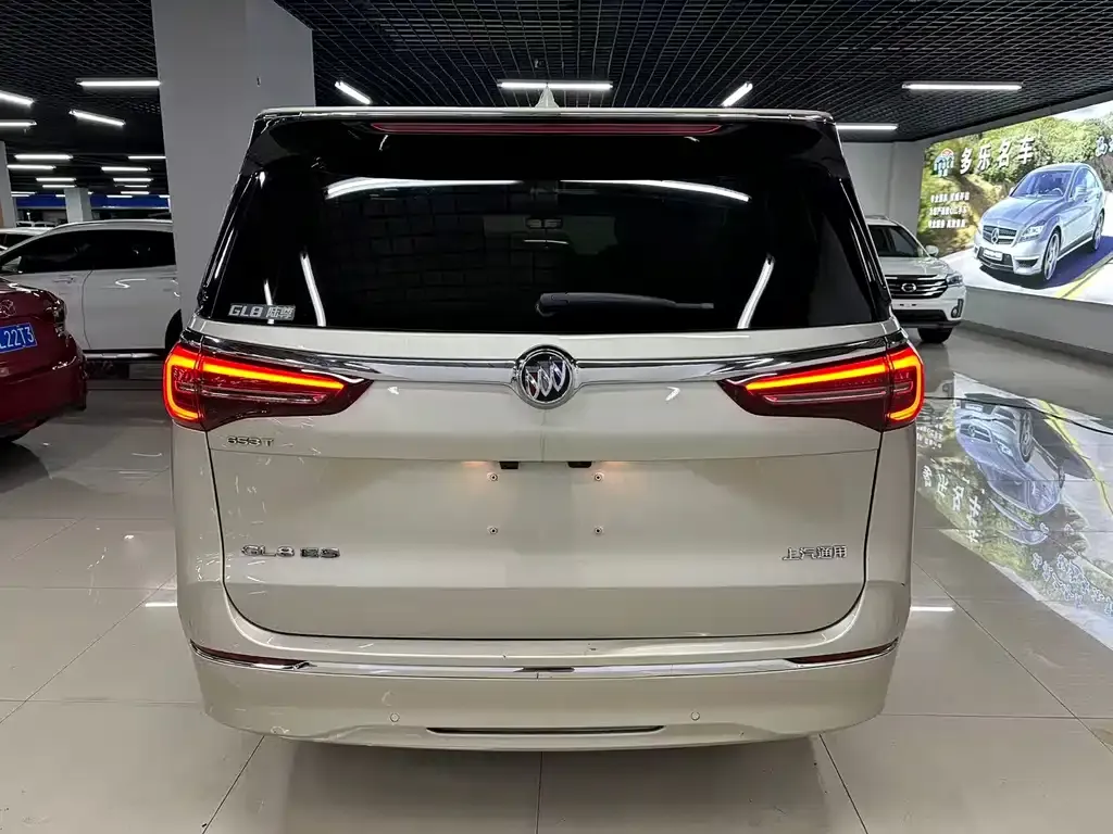 Buick GL8 2021 из CN, фото 7