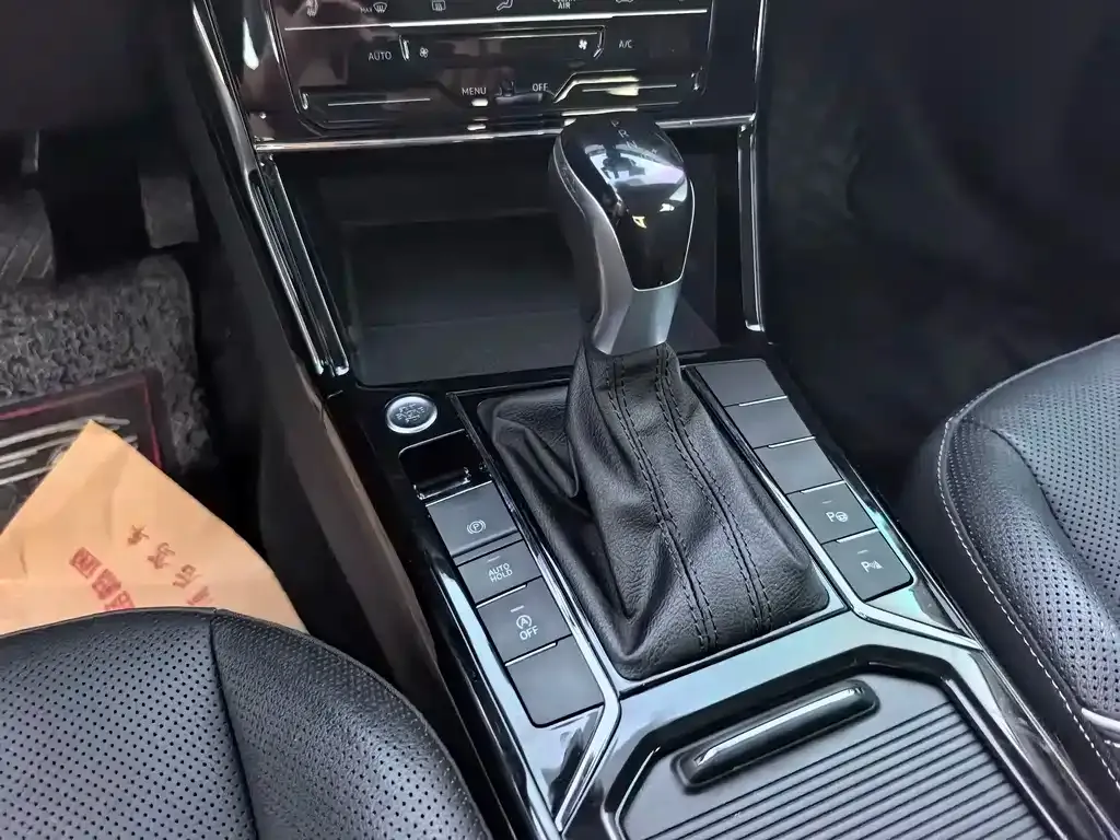 Volkswagen Passat 2022 из CN, фото 7