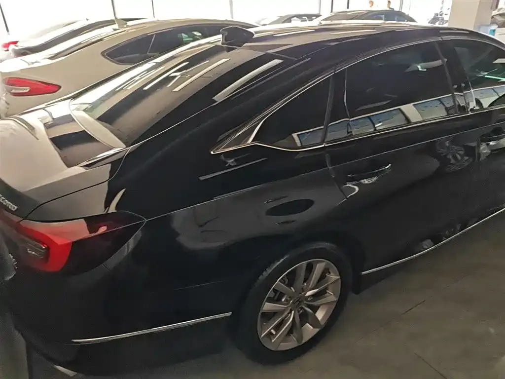 Honda Accord 2023 из CN, фото 10