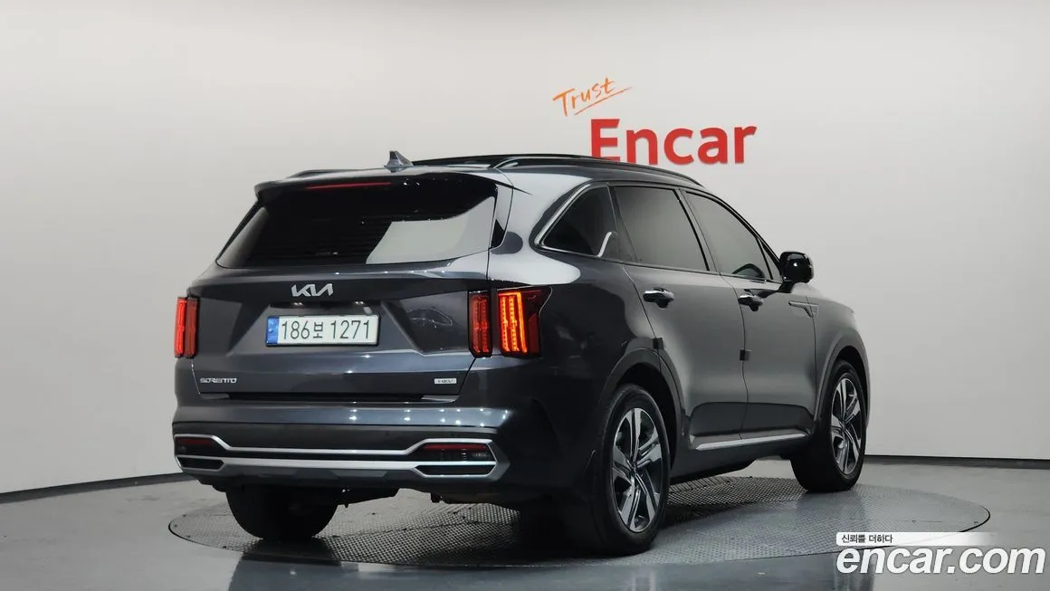 Kia Sorento 2023 из KR, фото 2