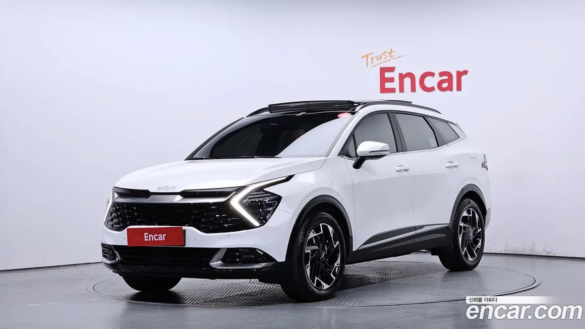 Kia Sportage — фото 1