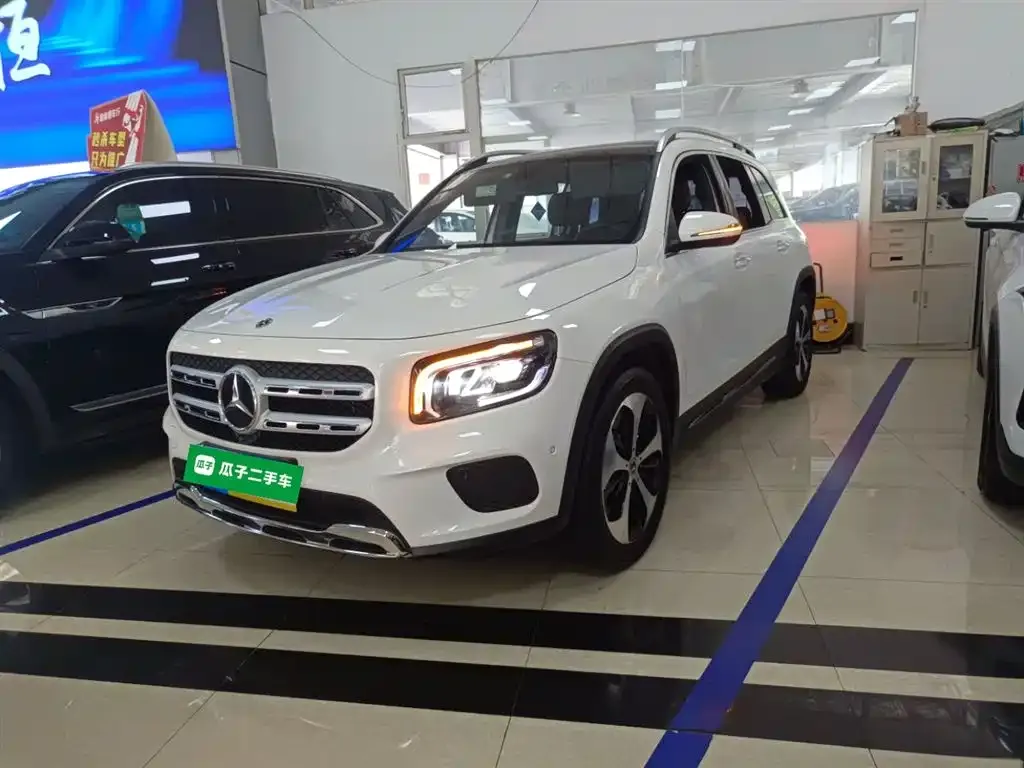 Mercedes-Benz GLB 2023 из CN, фото 2