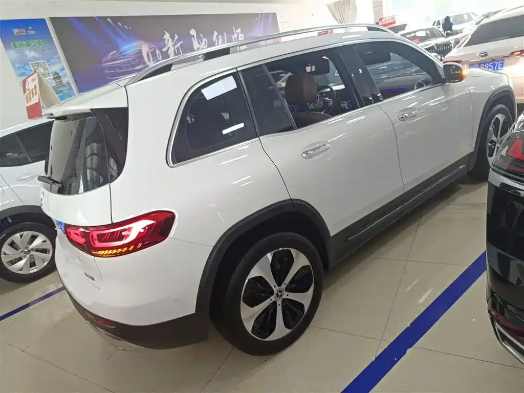 Mercedes-Benz GLB 2023 из CN, фото 7