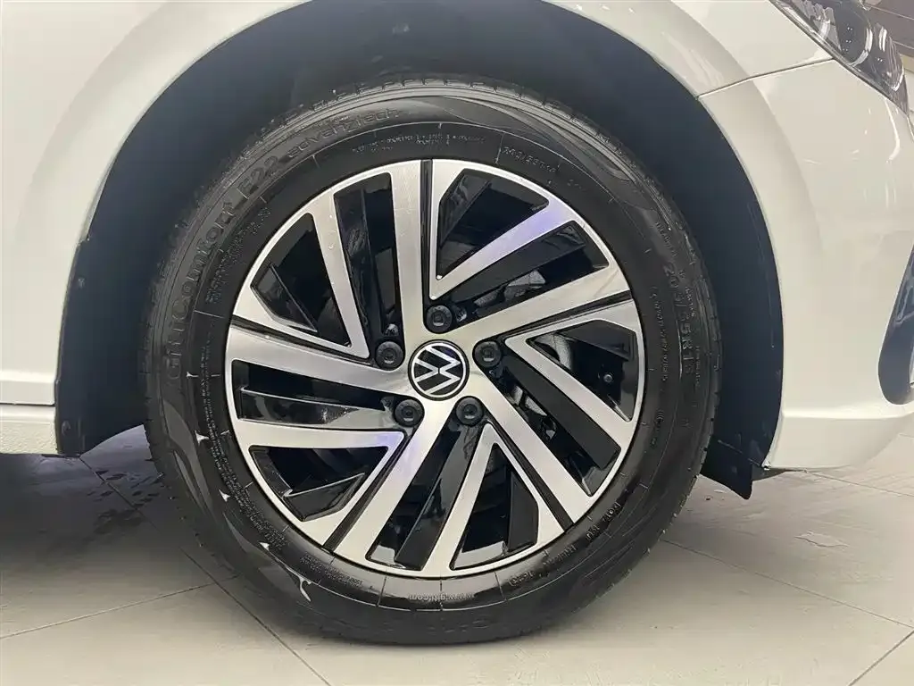 Volkswagen Lavida 2023 из CN, фото 10