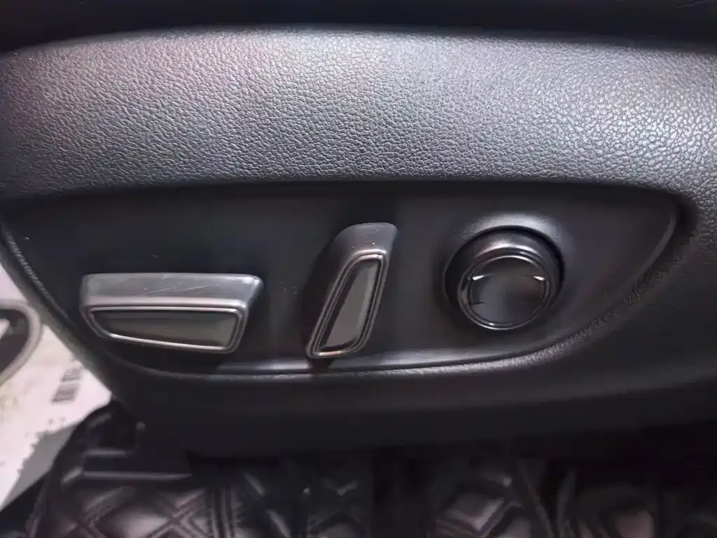 Toyota RAV4 2022 из CN, фото 5