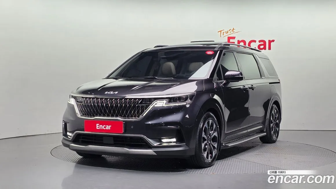 Kia Carnival — фото 1