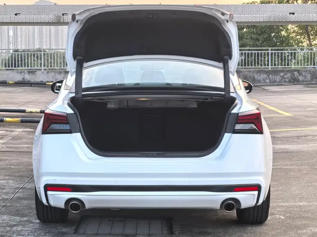 Nissan Teana 2023 из CN, фото 9