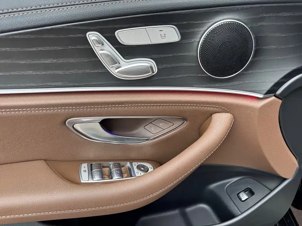 Mercedes-Benz E-Class 2023 из CN, фото 5