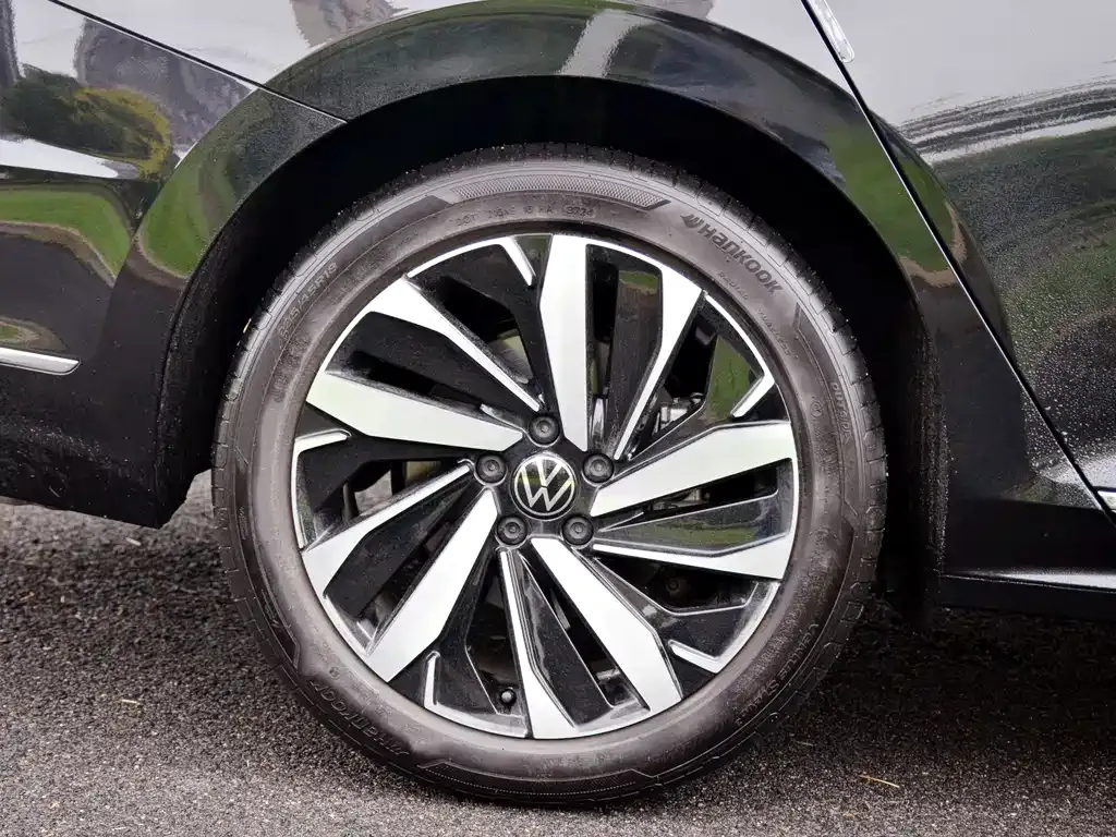 Volkswagen Passat 2024 из CN, фото 5