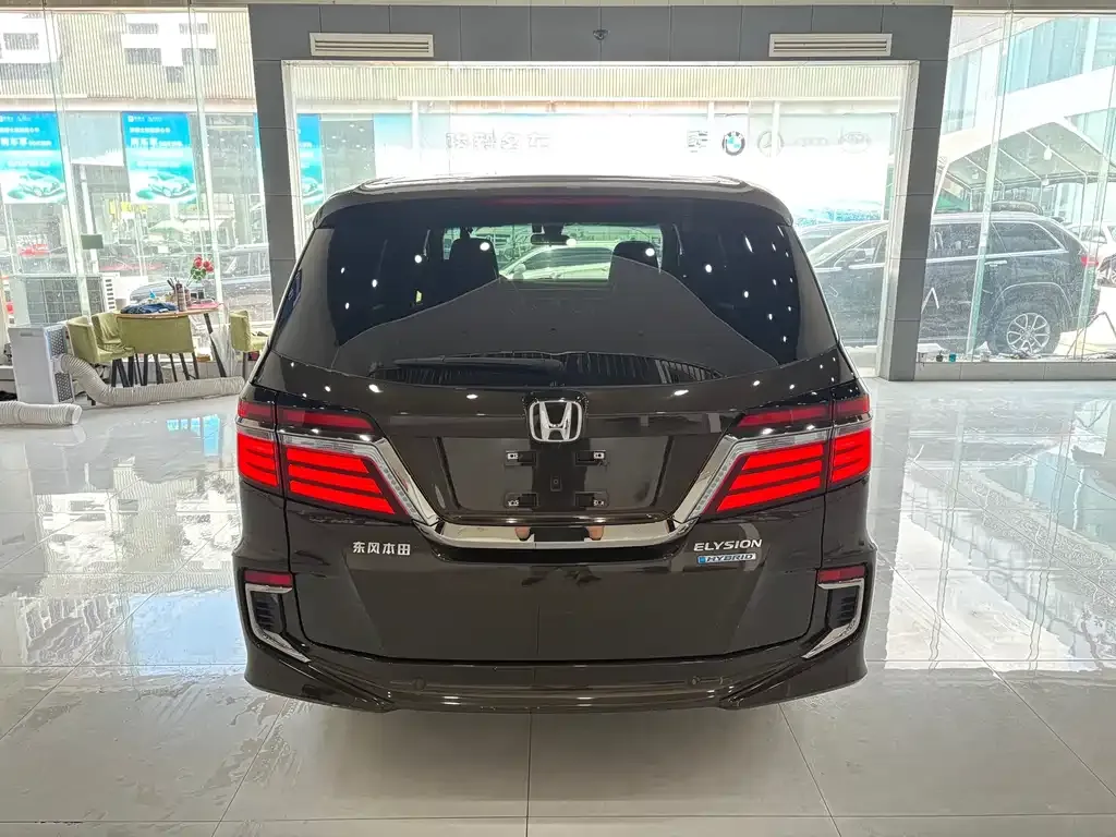 Honda Elysion 2021 из CN, фото 5