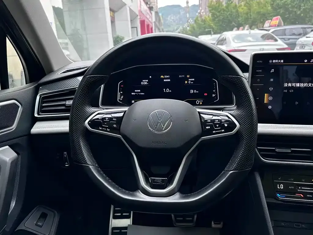 Volkswagen Tiguan L 2023 из CN, фото 6