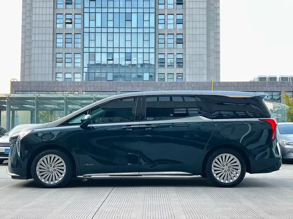 Buick Century 2023 из CN, фото 5