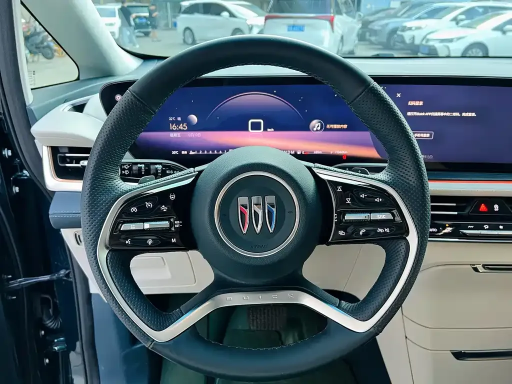 Buick Century 2023 из CN, фото 7