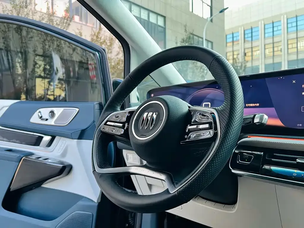 Buick Century 2023 из CN, фото 8
