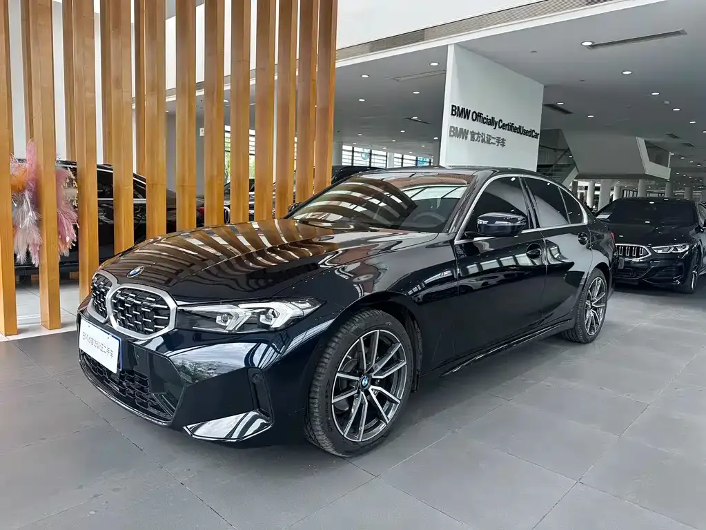 BMW 3 Series 2025 из CN, фото 1
