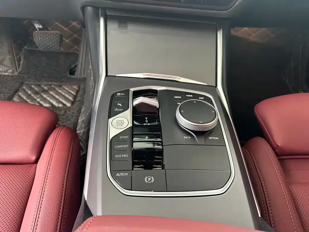 BMW 3 Series 2025 из CN, фото 8