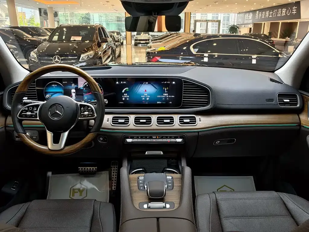 Mercedes-Benz GLS 2023 из CN, фото 10