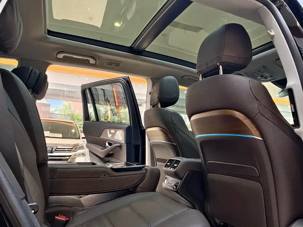 Mercedes-Benz GLS 2023 из CN, фото 9