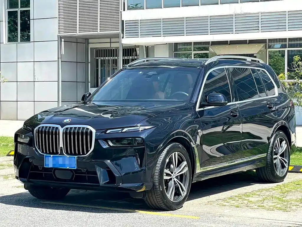 BMW X7 2023 из CN, фото 1