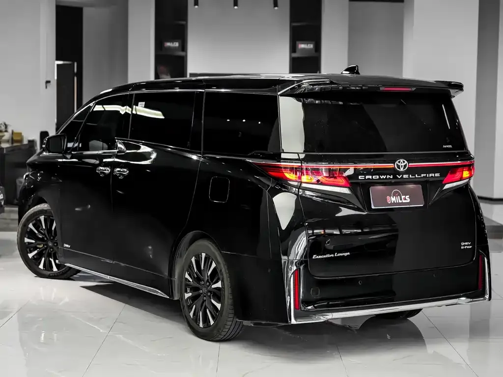 Toyota Vellfire 2024 из CN, фото 6