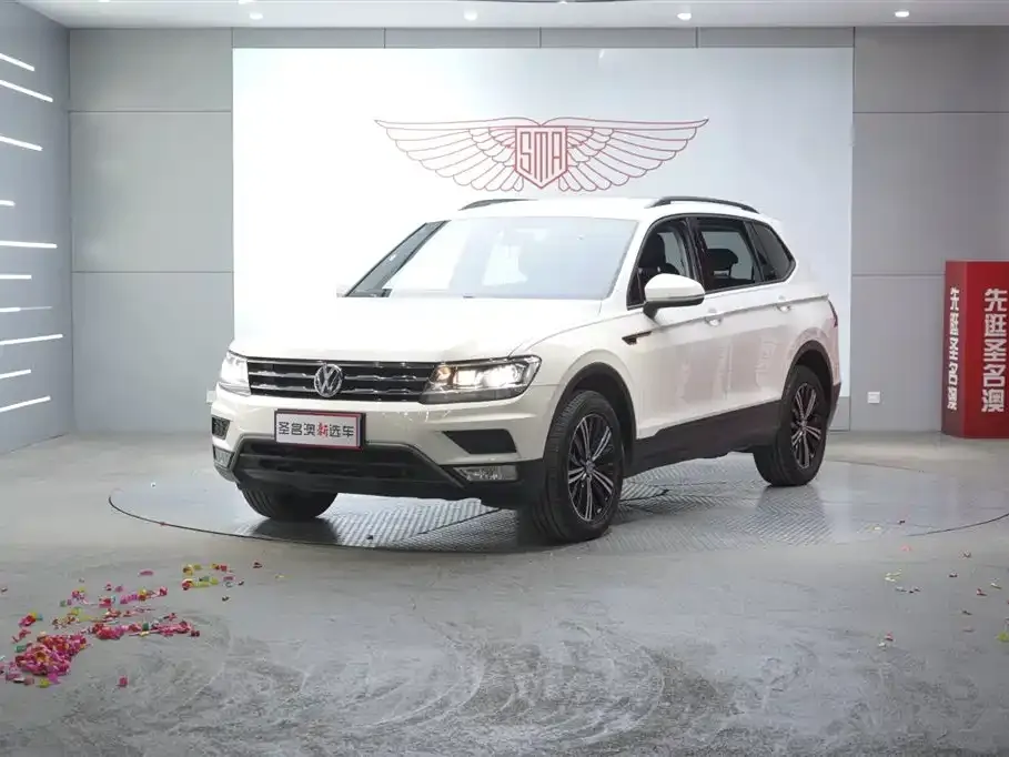 Volkswagen Tiguan L 2021 из CN, фото 1