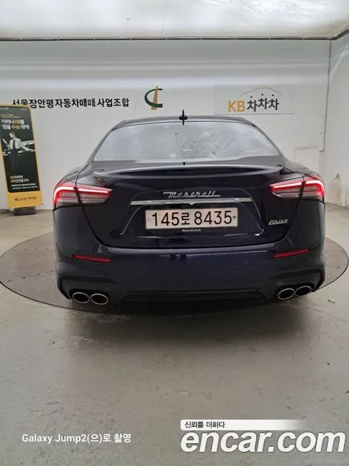 Maserati Ghibli — фото 4