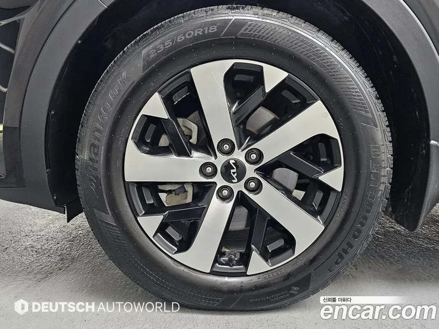 Kia Sorento — фото 5